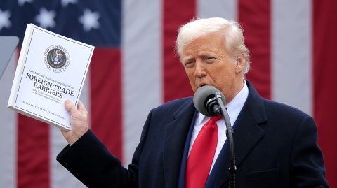 12 amerikai állam perelte be Trumpot a vámháború miatt