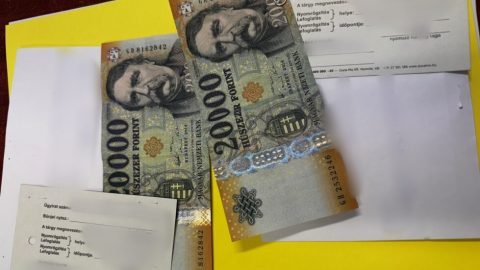 „Negyvenezer forintot adok, ha elengedtek”