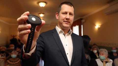 „Ha lett volna egy ilyen készülék a nyakában, és képes megnyomni, lehet, hogy még élne”