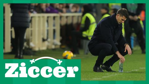 Bolognává trancsírozta a Juventust Thiago Motta, mennie kellett