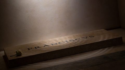Búcsú Ferenc pápától a Santa Maria Maggiore-bazilikában – galéria