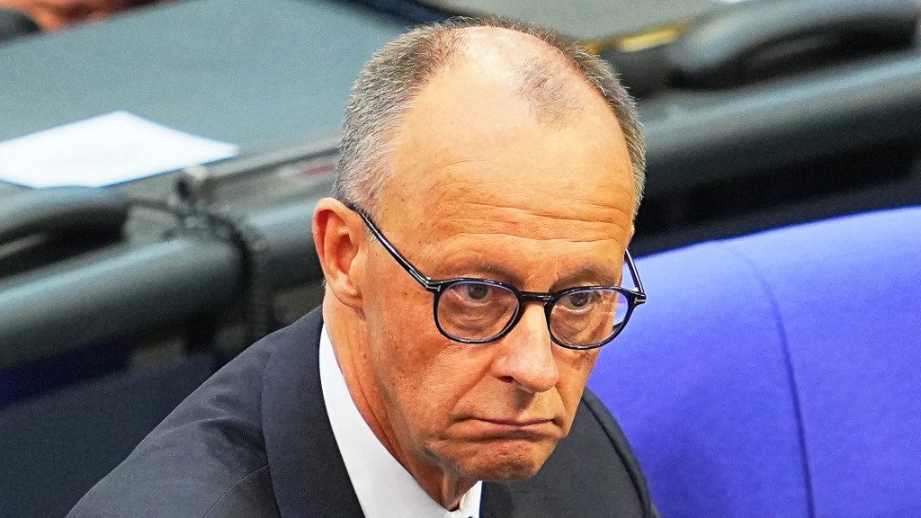 Váratlan fordulat, Friedrich Merzet nem választották kancellárnak az első szavazáson
