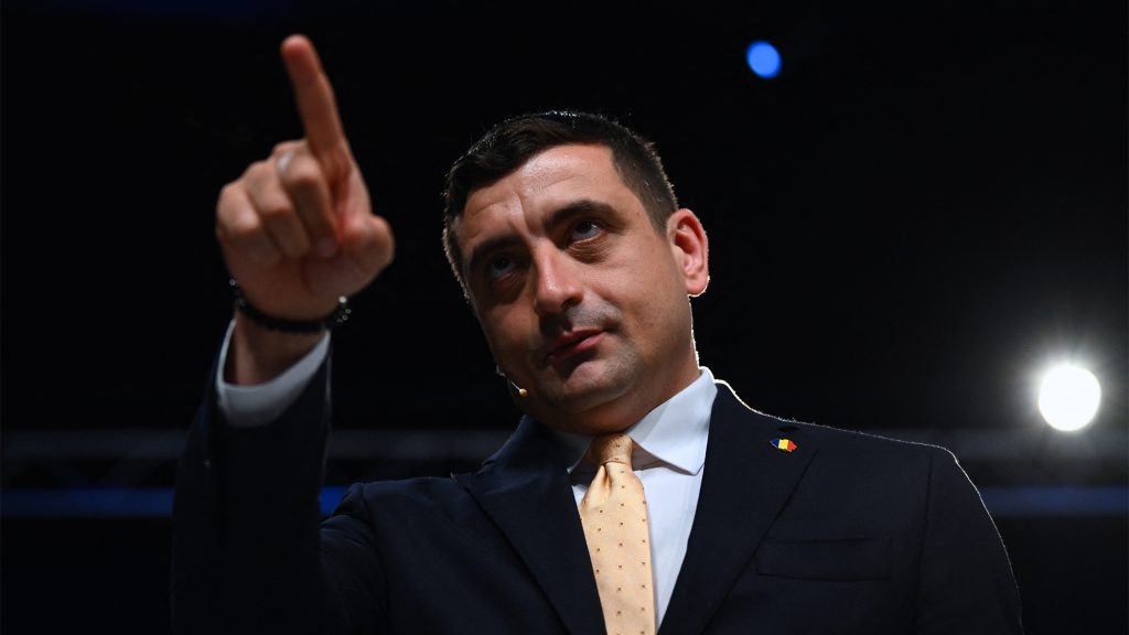 A román szélsőjobboldali elnökjelölt Orbán Viktor álláspontját tenné állampolitikává
