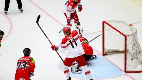 Álomszerűen kezdte a fontos vb-meccset a hokiválogatott, mégis súlyos vereség lett a vége