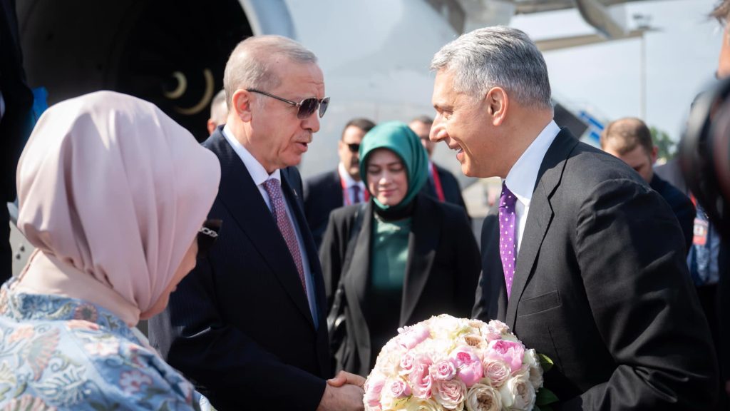 Erdogan Budapesten tárgyal, nagy dugók várhatók délután