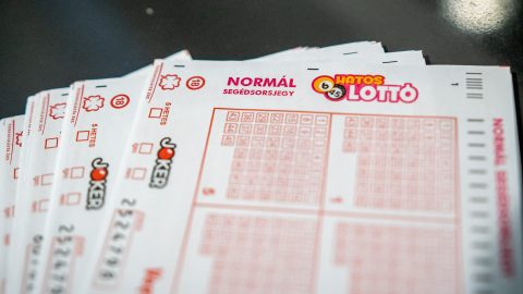 Hatoslottó: itt vannak az e heti nyerőszámok