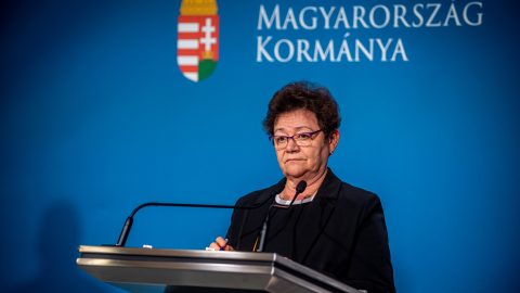 Nyugdíjba megy Müller Cecília