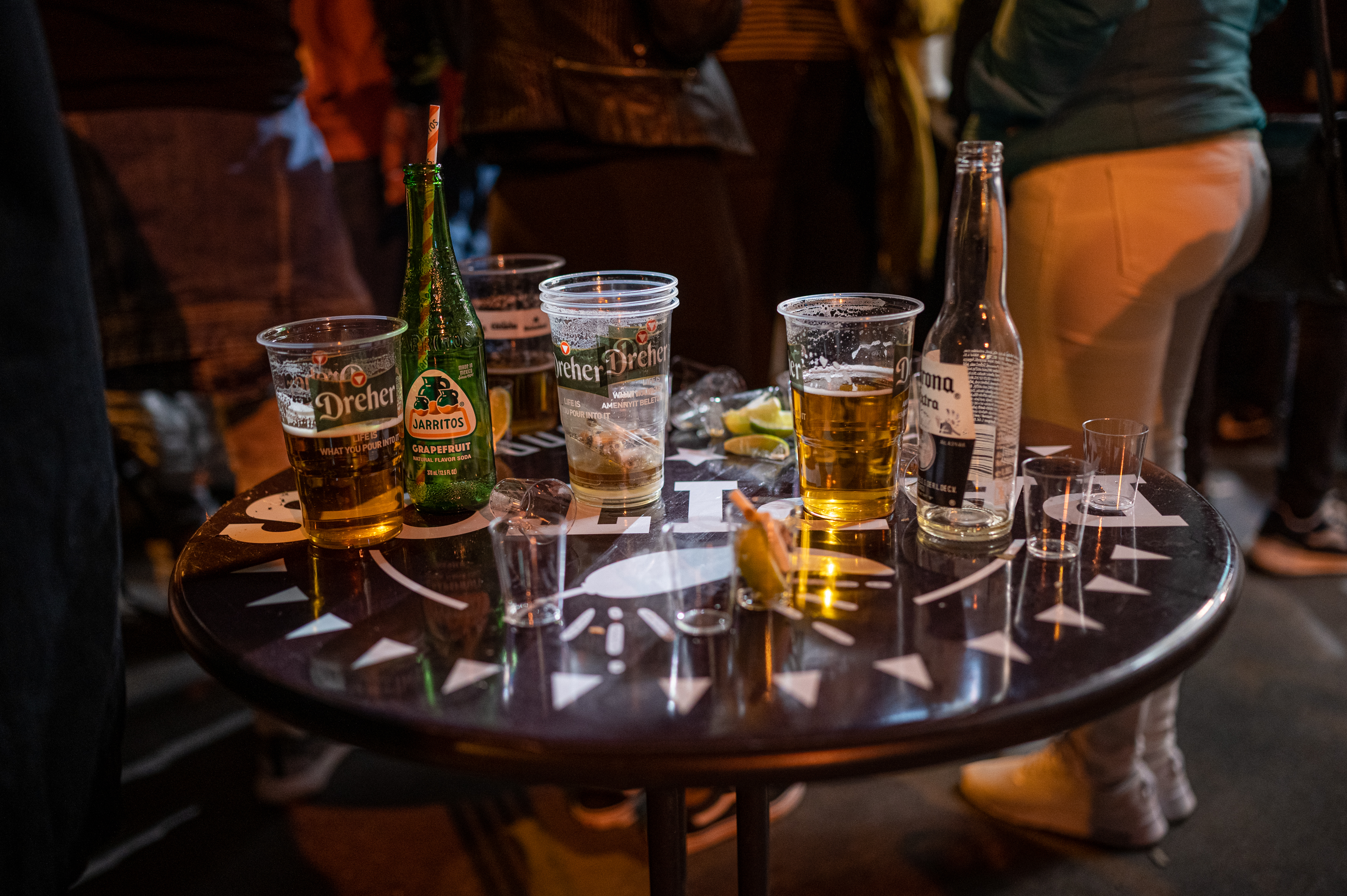 NER-es alkoholstratégia sehol sincs, a kormány inkább kocsmázásra és ivásra buzdítja a magyarokat 1