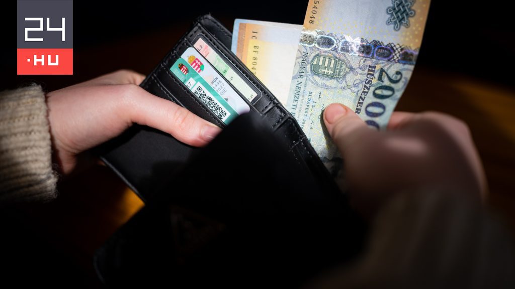 Elvileg 28 millió forint megtakarítása van minden magyar háztartásnak