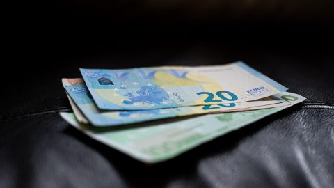 Bulgáriában már akár jövőre euró lehet