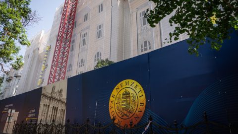 Telex: Zárolták Matolcsy Ádám barátjának bankszámláját