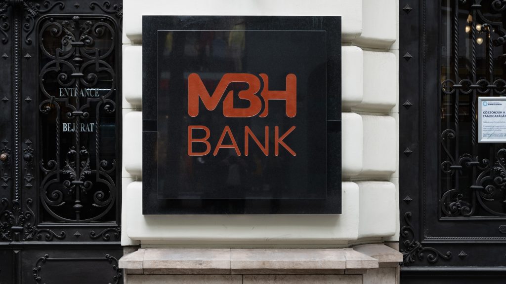 Háromnapos leállás jön az MBH Banknál