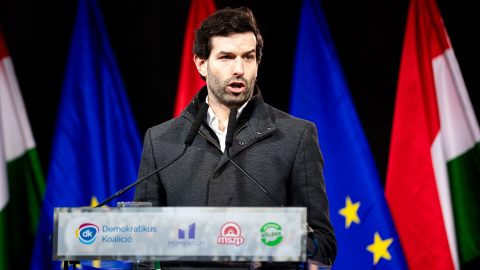 Fekete-Győr: Ne induljon a Momentum a választáson jövőre!