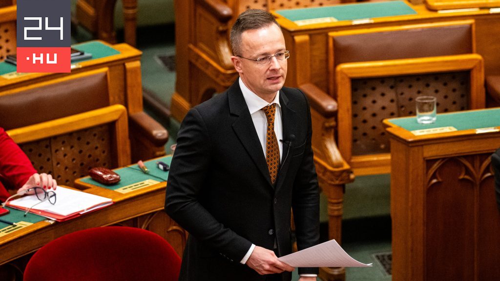 Szijjártó: Ukrán kémeket utasítunk ki