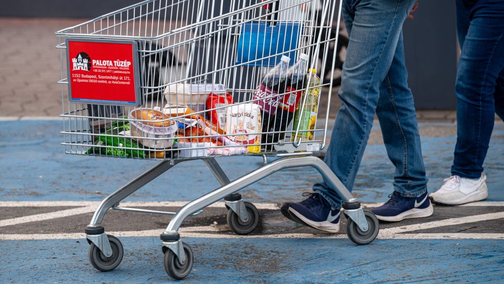 Index: erre a 30 termékre is árrésstopot vezetnek be