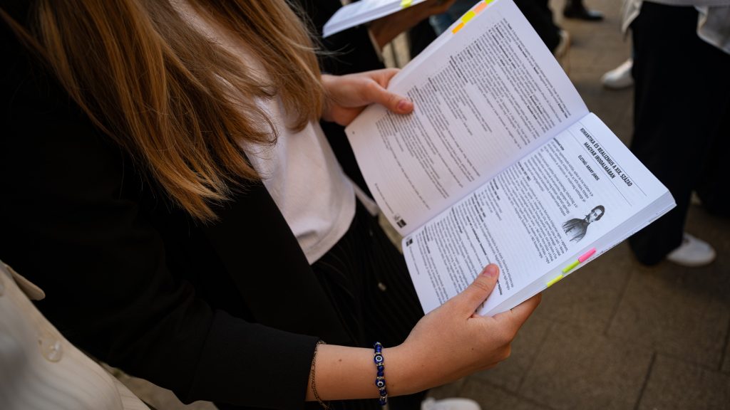 Közzétették a magyarérettségi hivatalos megoldásait