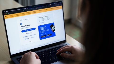Nyakunkon az szja-bevallás határideje – ezt kell tenni május 20-ig