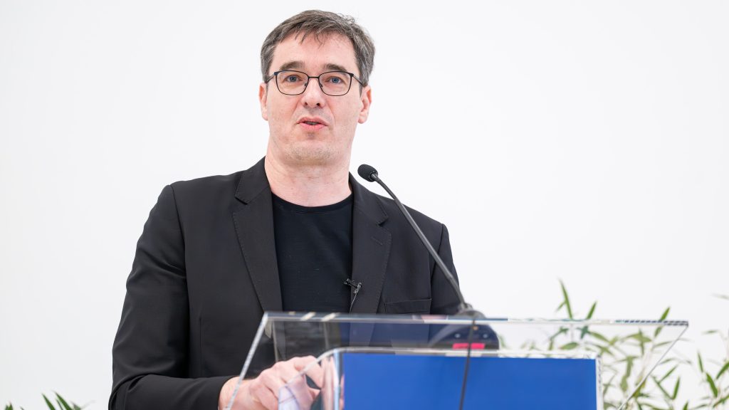 Karácsony: Azonnali jogvédelmet kérünk a kormány inkasszója miatt, mert szerdán működésképtelenné válhat a város