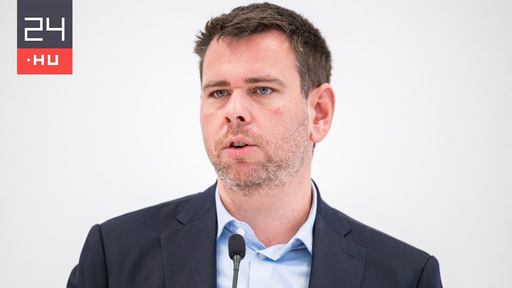 Vitézy Dávid azt állítja, egy fotóval zsarolják Karácsonyék