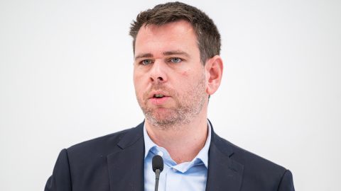 Vitézy Dávid azt állítja, egy fotóval zsarolják Karácsonyék