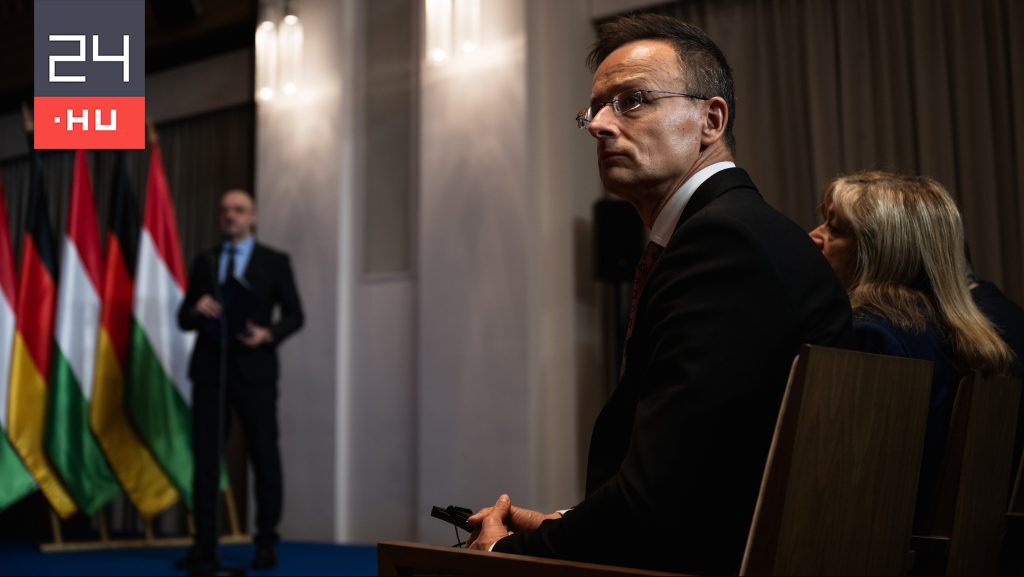 Szijjártó megszólalt az Ukrajnában leleplezett magyar katonai kémhálózatról