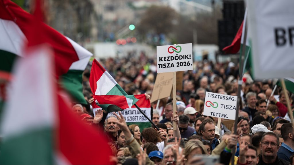 Az első erdélyi Tisza Sziget alapítója: hosszú és fájdalmas folyamat lesz, amíg eljut az erdélyi választópolgárokig, hogy ez a rendszer a lelkeket rombolja