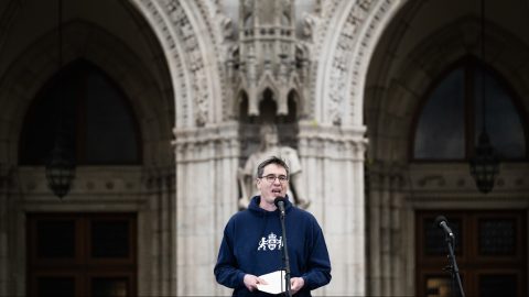 Karácsony: Hallom, hogy ellenzéki politikusokat börtönnel fenyegetnek, és hogy a Tisza betiltásáról értekeznek