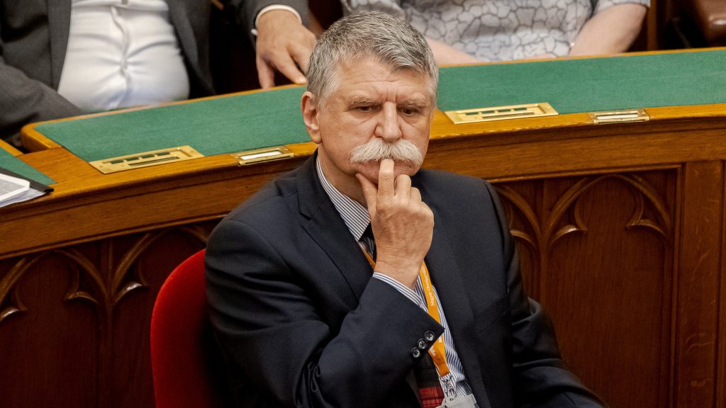 Kövér László is megszólalt Orbán Viktor után a magyarellenes román elnökjelöltről: Teljes mértékben megértjük az ebből fakadó aggodalmakat, amiket mi is osztunk