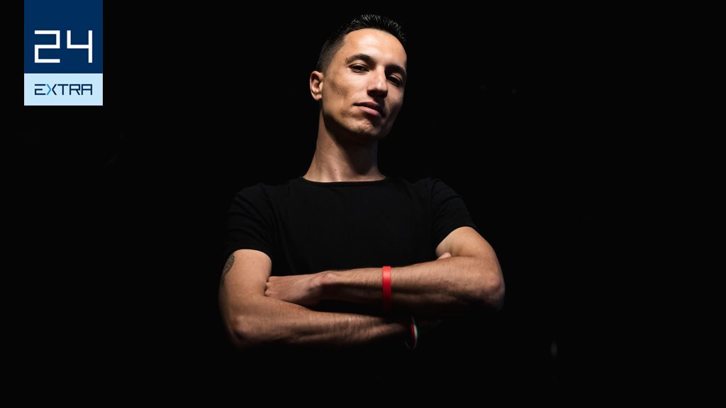 „Nem én vagyok különleges, hanem az, amit végigvittem” – az árvának született Dávid csodanehéz útja a hajléktalanságtól a boldogságig