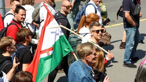 Megint összehívják a Nemzetbiztonsági Tanácsot, miután a kormánysajtó arról írt, hogy egy Magyar Péterrel találkozó férfit kitiltottak az országból