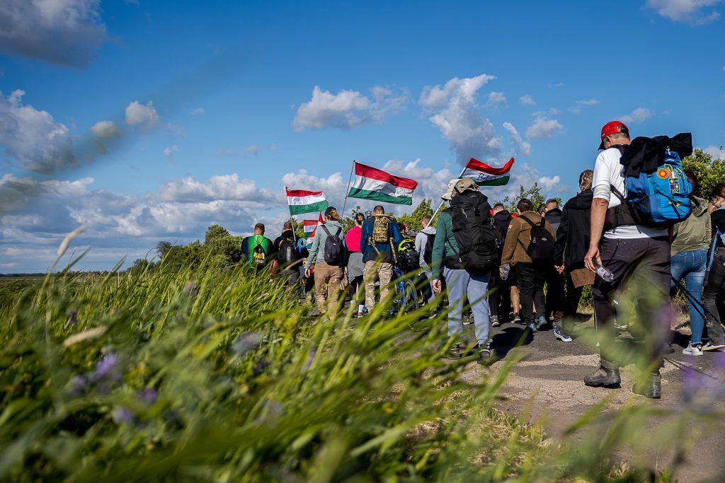 Tibi Atya Magyar Péter menetéről: A magyarok már nem akarnak álllandóan harcolni valaki ellen