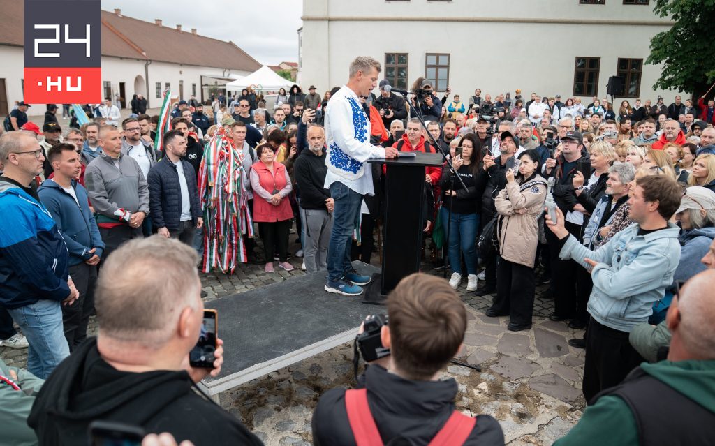 Magyar Péter: Orbánék totális pánikba kerültek