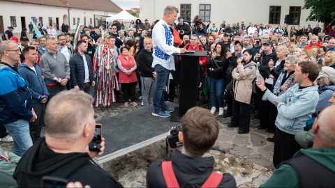 Reagált az RMDSZ Magyar Péter kémvádjára