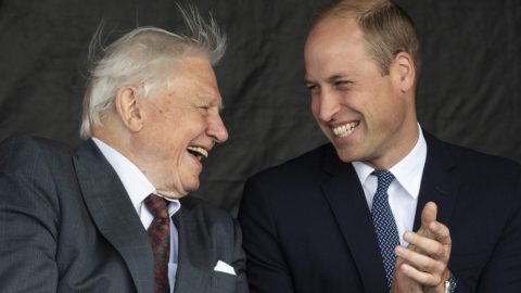 Vilmos herceg közös fotókkal köszöntötte a 99 éves David Attenborough-t