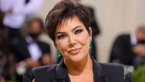 Elképesztő arcplasztikán van túl a 69 éves Kris Jenner, legalább harminc évvel fiatalabbnak tűnik, mint néhány hete