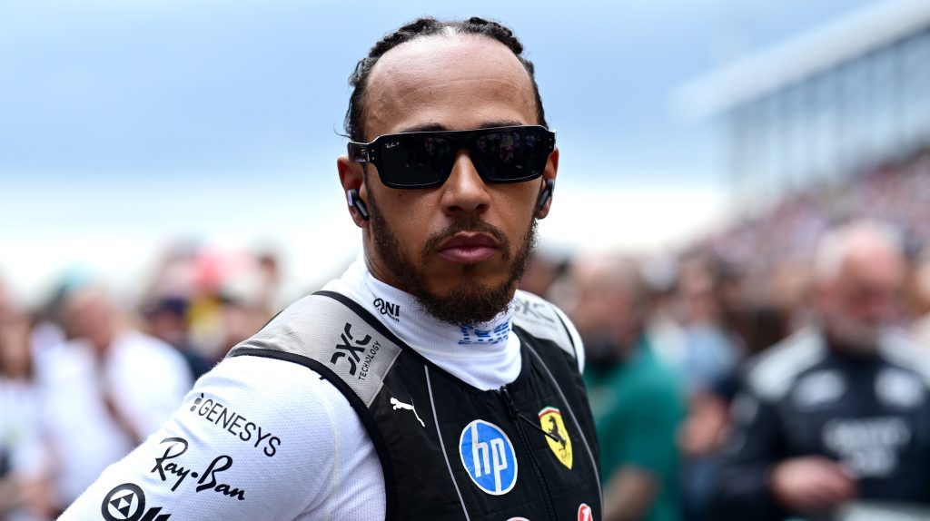„Ez nem jó csapatmunka” – Hamilton végig panaszkodott a Miami Nagydíjon