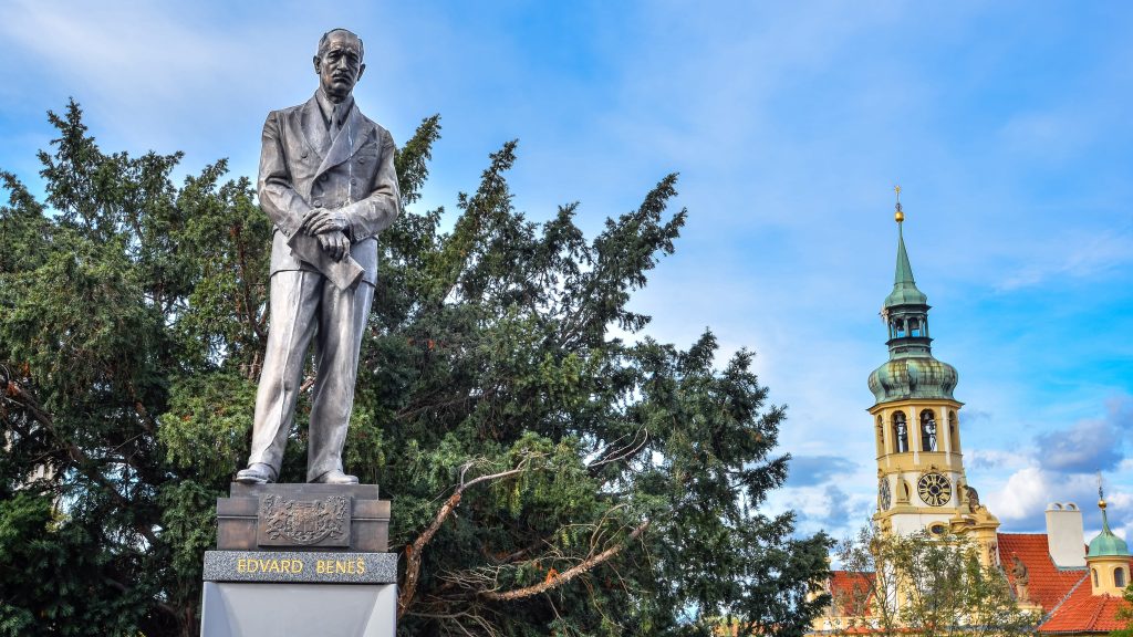 Magyarázó táblát kaphat a magyarok számára keserű emlékű Edvard Beneš prágai szobra