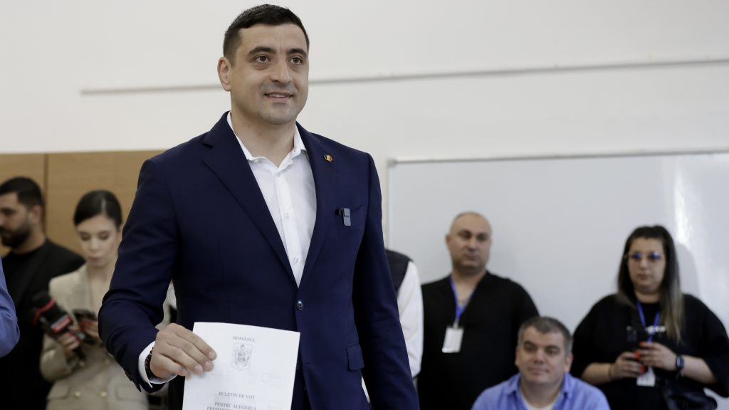 A szélsőjobboldali jelölt nyerte a román elnökválasztás első fordulóját
