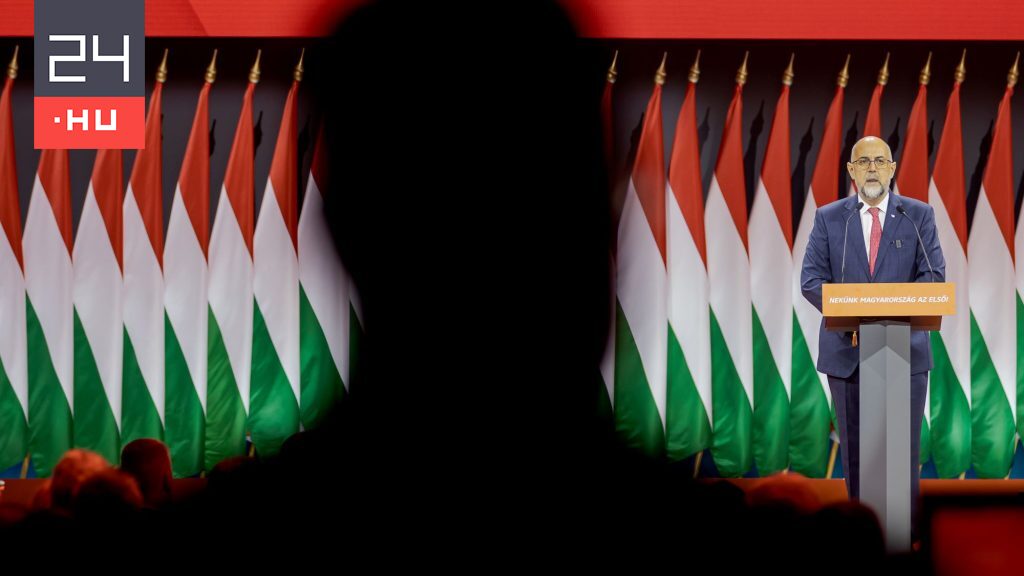 Kelemen Hunor leadta voksát Kolozsváron, majd arról beszélt, hogy zavart okozott Orbán Viktor tihanyi beszéde