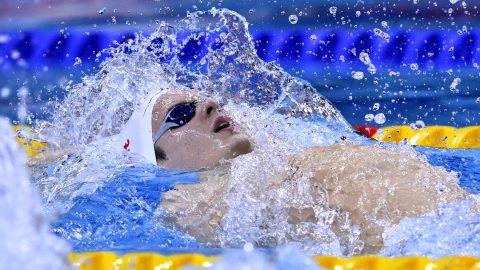 Kós Hubert megint leiskolázta a mezőnyt, két elképesztő világcsúcsot hozott az amerikai verseny
