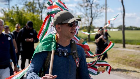 Magyar Péter: A Fidesz vagy a Fideszhez köthető szervezetek pénzzel is segítették Simion kapányát