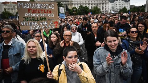 Lengyel Tamás egy nagyon mérges Lengyel Tamást alakít