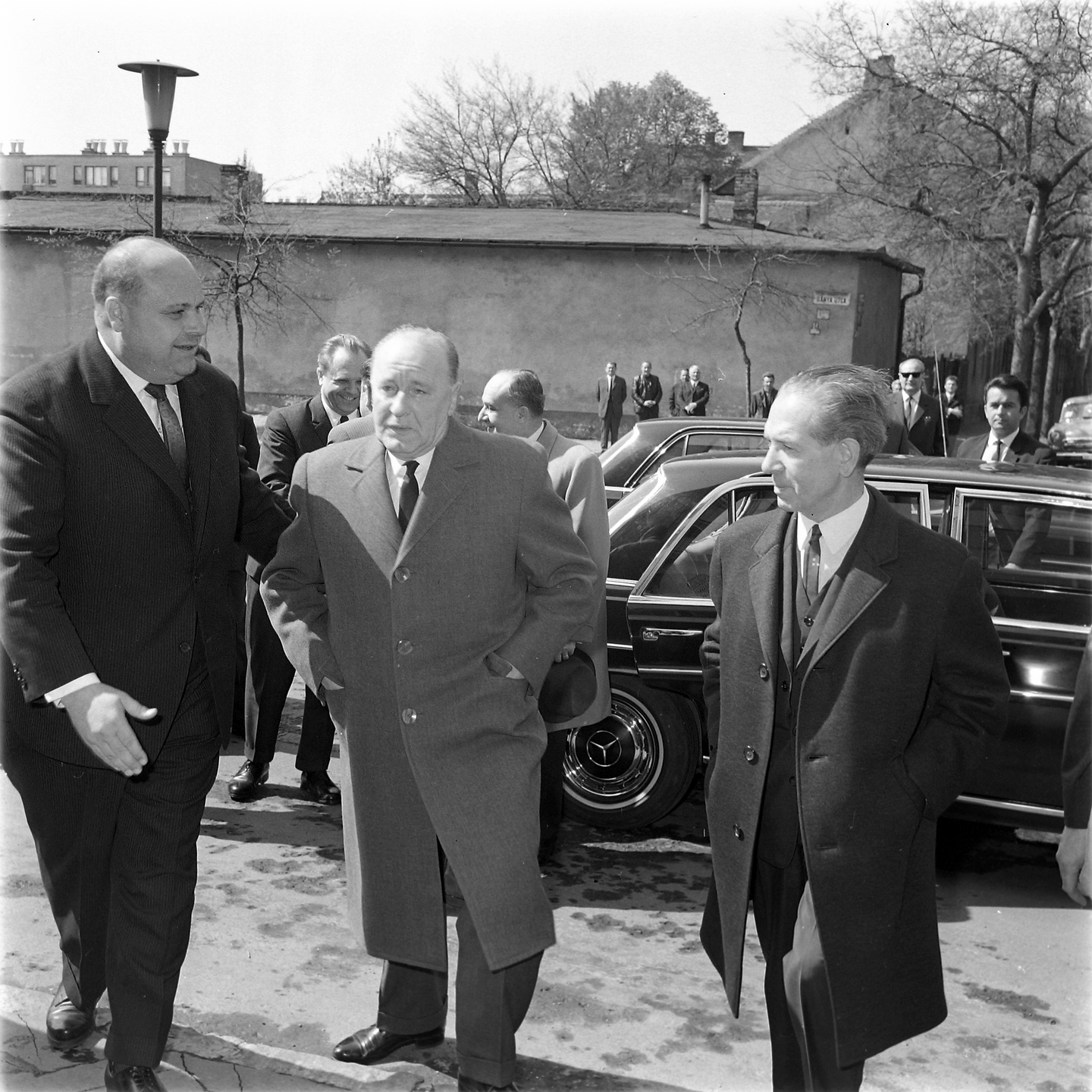 Kádár inkább saját vonattal járt, mint golyóálló Mercivel 3