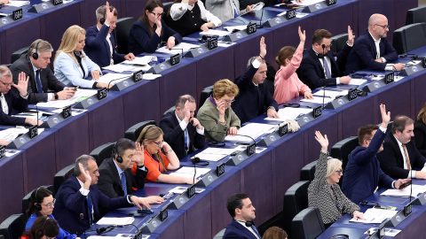 Nem csak az LMBTQ-témákat, az abortuszhoz való jogot is leszavazta a Fidesz a gyermekvédelemről szóló uniós jogszabálytervezetnél