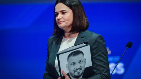 Szabadon engedtek egy fehérorosz ellenzéki vezetőt