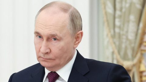 Putyin felajánlotta Trumpnak, hogy besegít Iránnál, de leintették