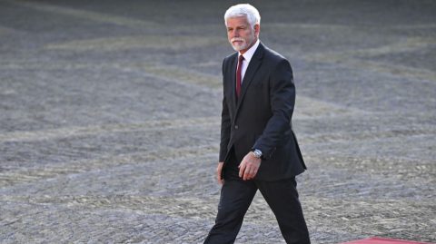 A cseh államfő arról győzködte Trumpot, hogy Kínához hasonló vámtarifákat vessen ki Oroszországra is
