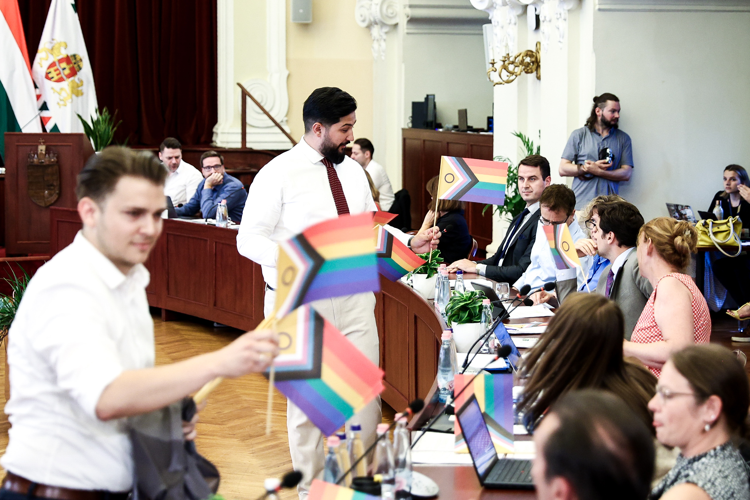 Eldől, hogy éjfél után is lesz-e költségvetés – kezdődik a fővárosi közgyűlés rendkívüli ülése 2
