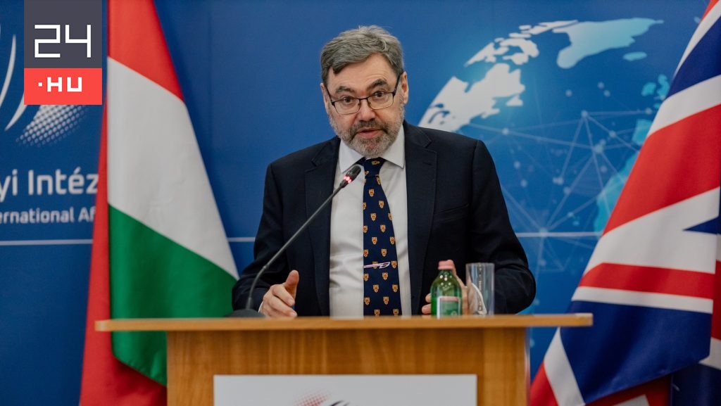 „A ti jövőtök a ti kezetekben van” – beleszállt a kormányba a brit nagykövet