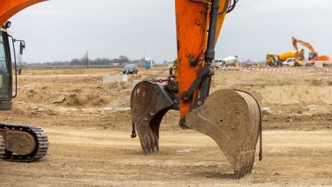 Jól ismert magyar cégek építenek katonai kórházat Szlovákiában
